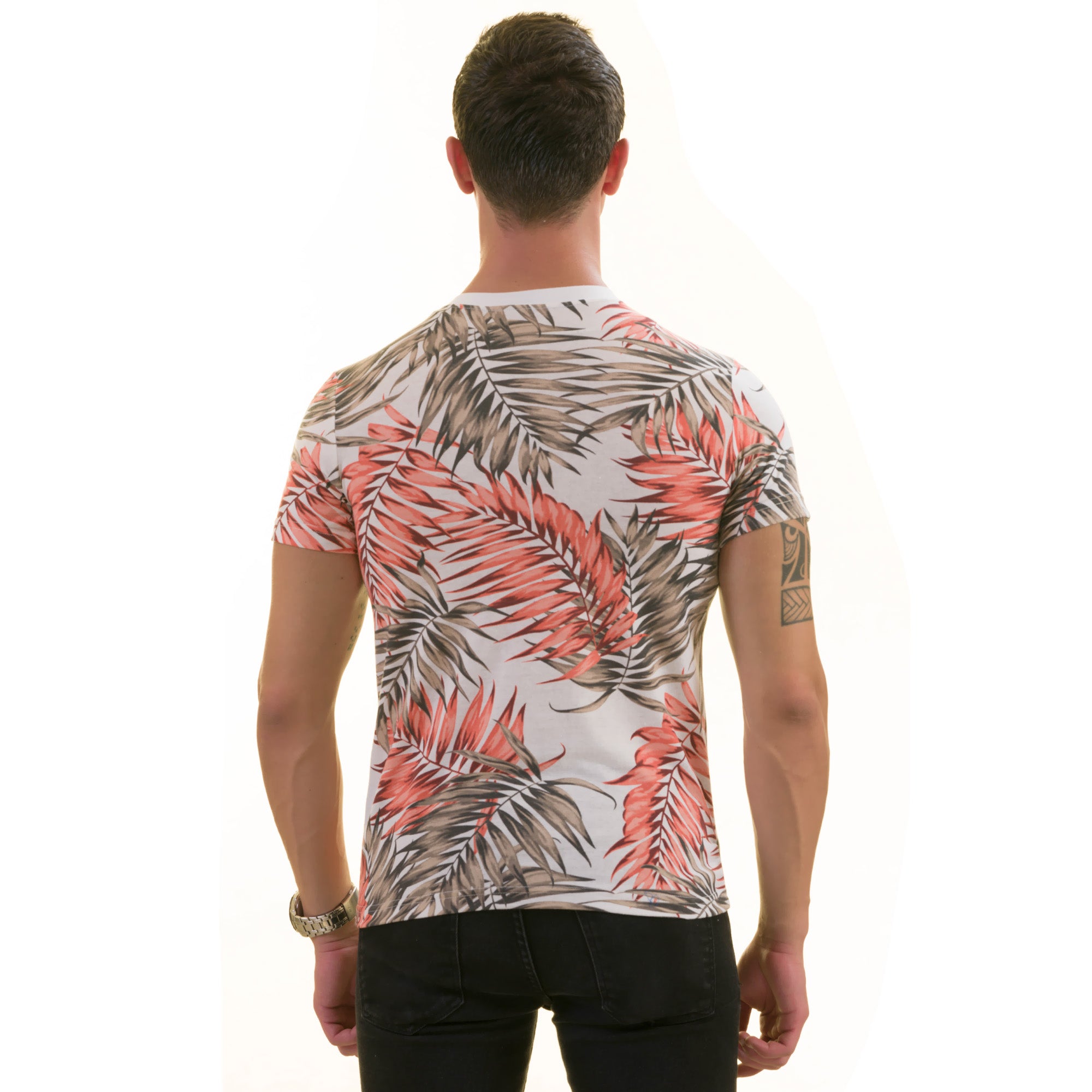 Peach and Brown Leaves European Made Premium Quality T-Shirt - Crew Neck Short Sleeve T-Shirts