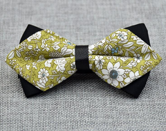 Men's Mustard Green Floral 100% Cotton Pre-Tied Bow Tie - Amedeo Exclusive
